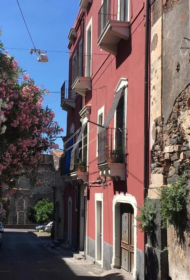 Casa Ega e La Rotonda: bellissimi monovani nel cuore di Catania Esterno foto